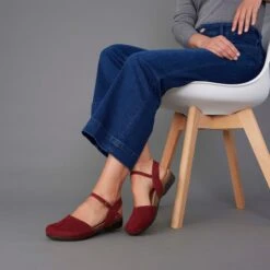 Dansko Rowan Cinnabar Milled Nubuck -Daily Step Shop F23 Rowan Cinnabar 2 2400x2400 331e3049 35b5 473f b60c 8e4a9fab8672